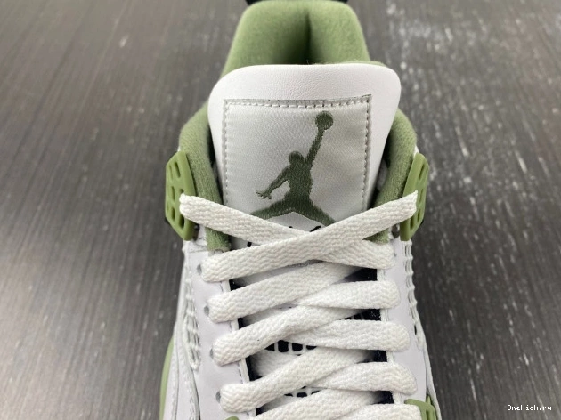 One Kick AQ9129-103 4 WMNS Air Jordan Seafoam 0817